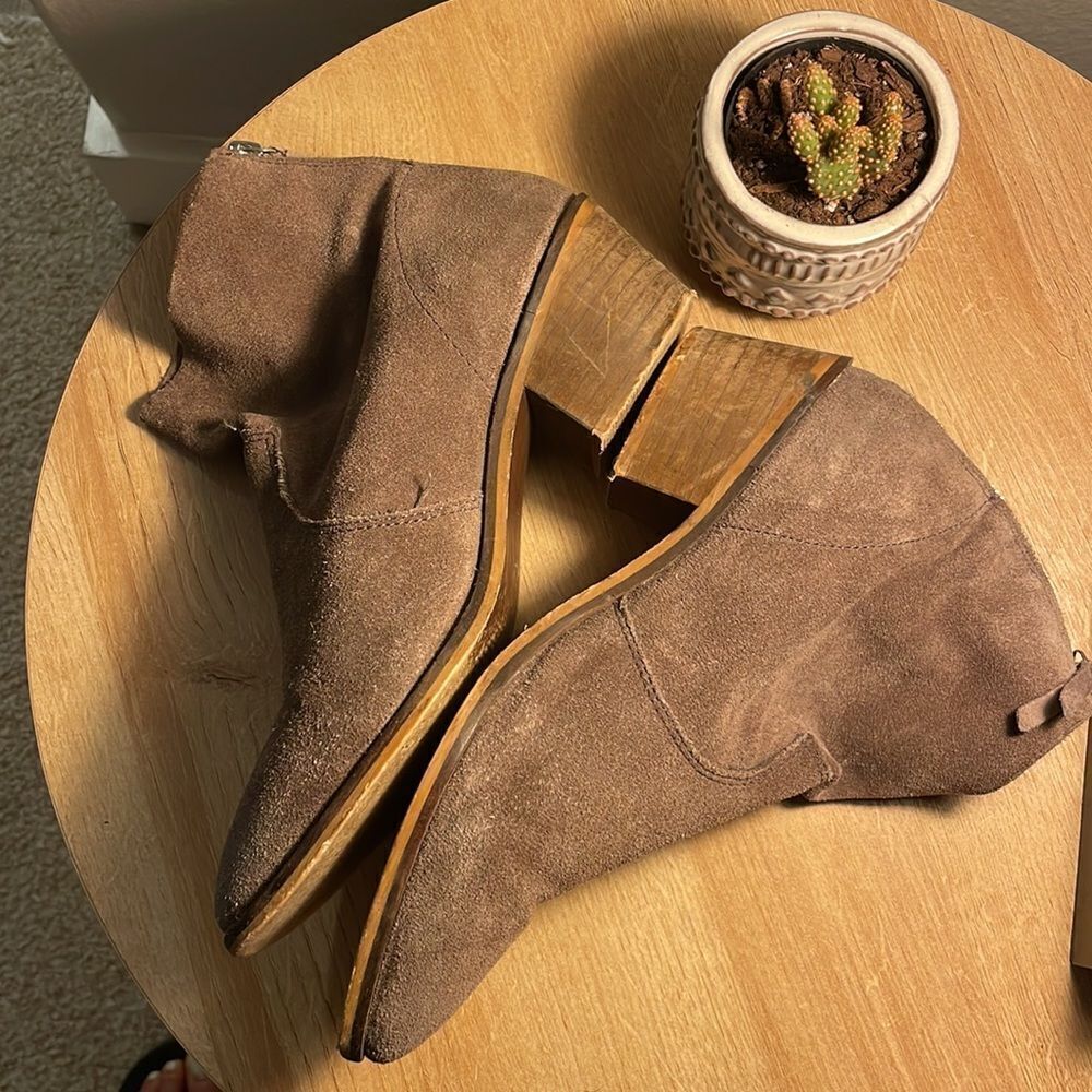 Rebels | Molly Western-Style Suede Booties, size 7.5